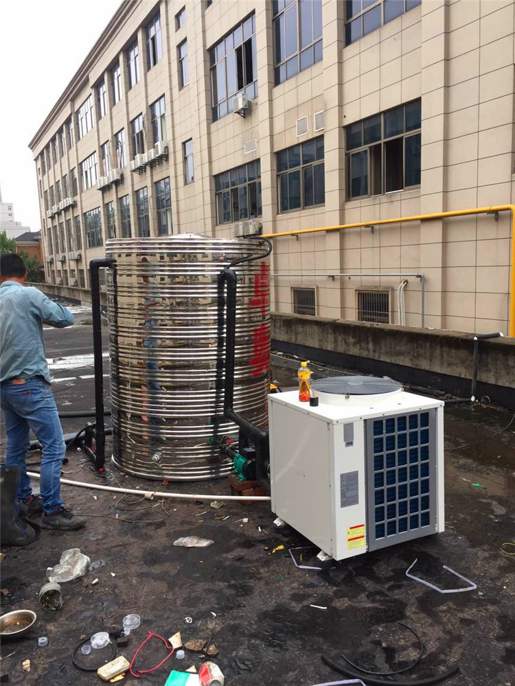 江阴佳臣美容美甲店空气能热水器