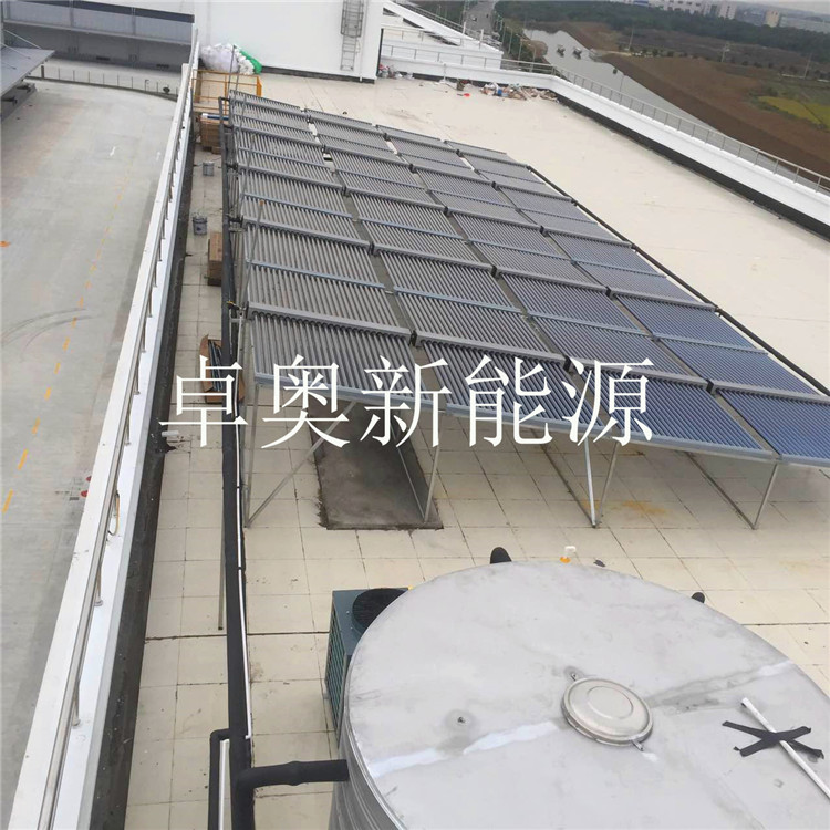 无锡物流园10吨太阳能加空气能系统