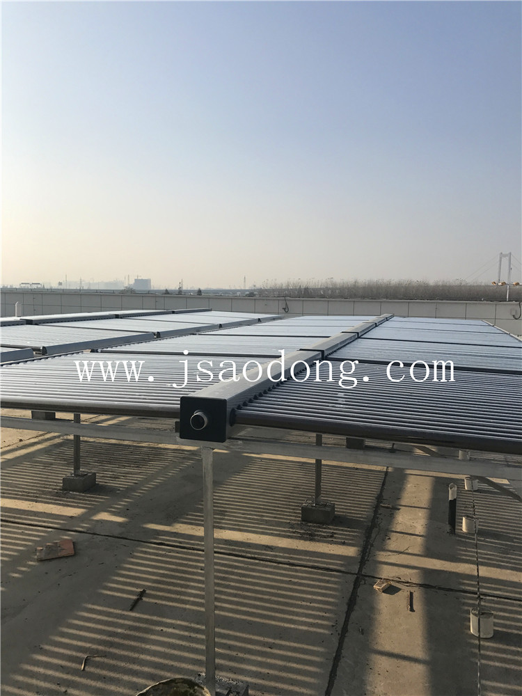 泰州高港客运站太阳能热水系统